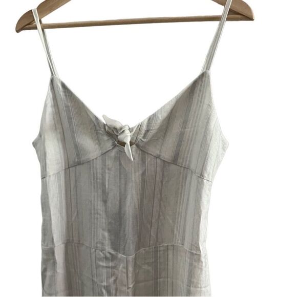 Chaser Ivory Grey Cropped Stripe Wide Leg Jumpsuit Women's Size M NWT - Picture 2 of 16